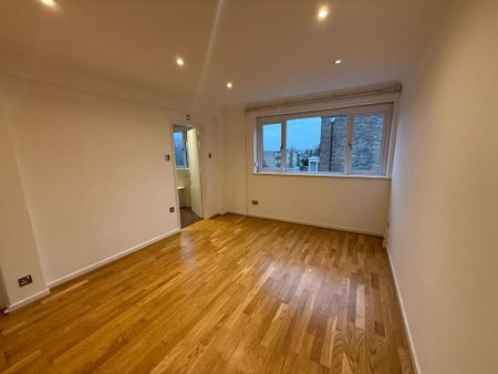 4 bedroom end of terrace house to rent - Photo 5