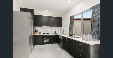 Self contained granny flat - Photo 2