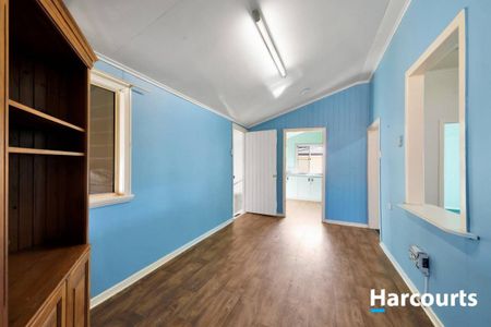 Charming 3-Bedroom Home in Bundaberg North - Photo 2