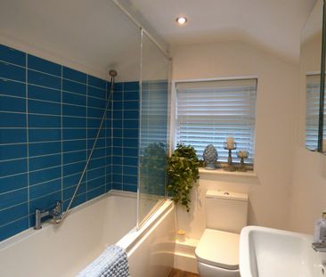 Terraced House to rent on - Photo 3