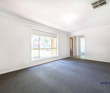 Beautifully maintained home is Keswick Estate - Photo 3