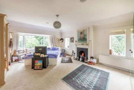 6 bedroom detached house to rent - Photo 3