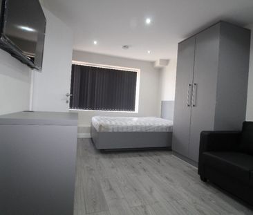 Market Street West Flat, PRESTON, Lancashire PR1 2HB - Photo 4