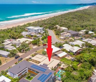 LARGE BEACHSIDE HOME IN PEREGIAN BEACH - Photo 5