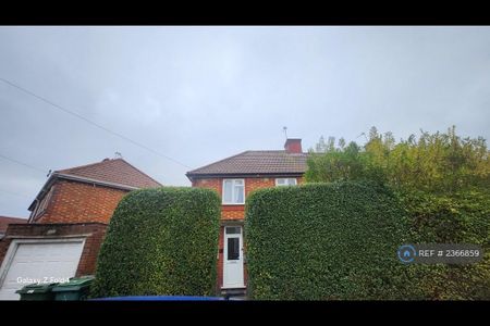 3 bedroom terraced house to rent - Photo 5