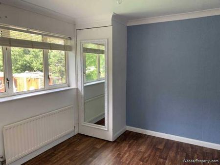 3 bedroom property to rent in Upminster - Photo 4