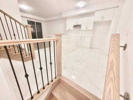 For Lease - 7 Sorbara Way, Whitby, Ontario - Photo 4