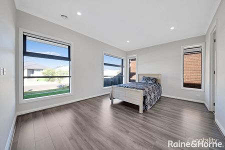 Beautiful Four Bedroom Home for Rent - Photo 3