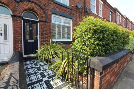 4 bedroom terraced house to rent - Photo 3