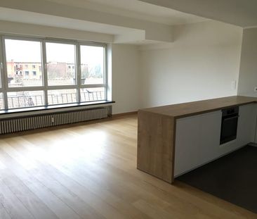 Appartement te huur - Foto 2