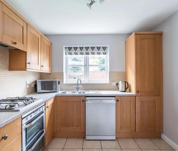 4 bedroom detached house to rent - Photo 6