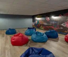 Silver Room - Photo 2