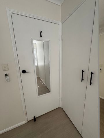 Woodridge - Photo 3