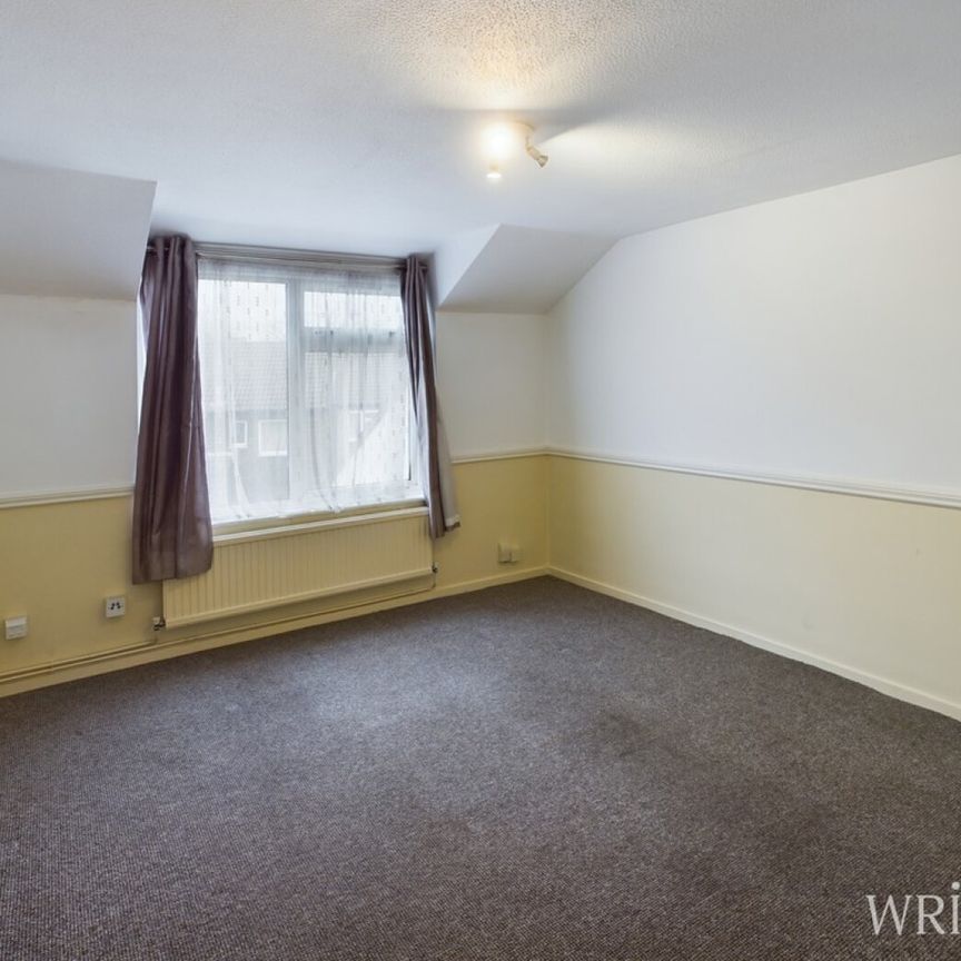 1 bedroom Flat - Kestrel Close, Stevenage - Photo 1
