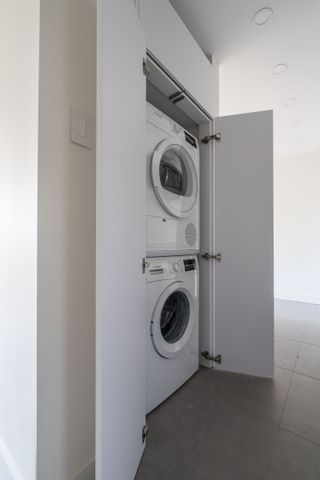 111 Lawton Boulevard - Photo 3