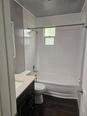 For Lease - 302 Westcourt Place, Waterloo, Ontario - Photo 5