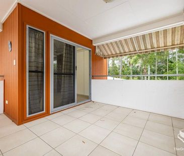 Modern 3-Bedroom Townhouse in Prime Indooroopilly Location - Photo 5