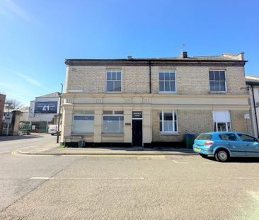 1 bedroom in a house share to rent - Photo 1