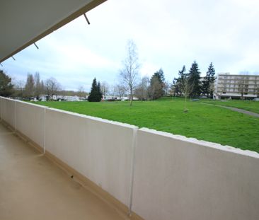 Location Appartement 3 pièces 81m² - Photo 4