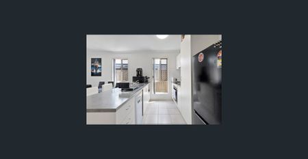 FULLY AIR CONDITIONED HOME - Closer to the beach then you think! - Photo 2