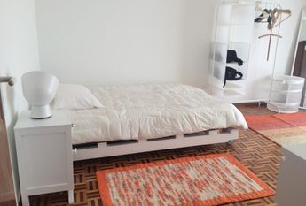 3 quartos disponiveis a partir de 1 de Julho