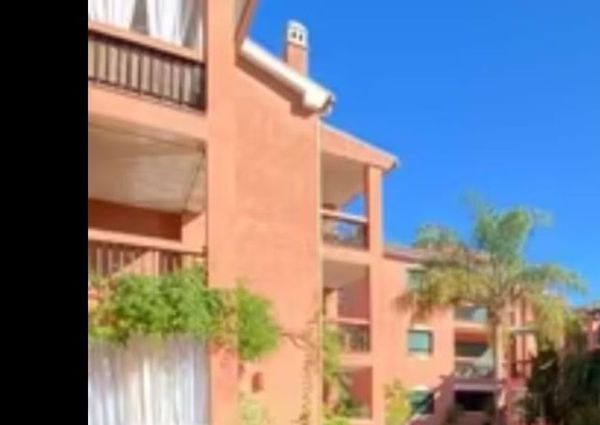 Luxury Flat for rent in Marbella Del Este, Andalusia