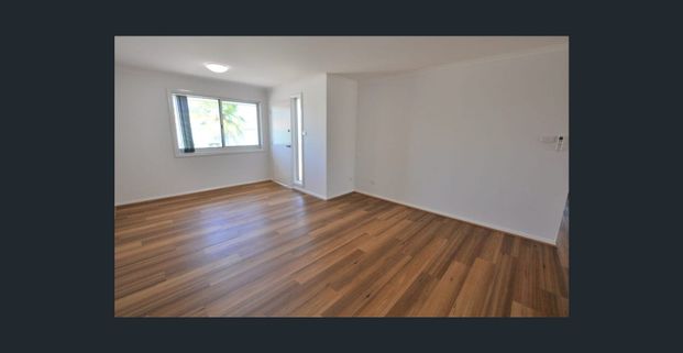 DREAMY ON DULVERTON - Fully Renovated 3x2 - Photo 1