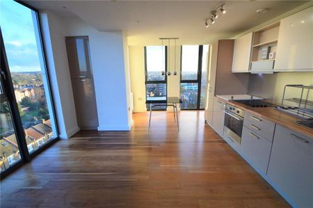 2 bedroom apartment to rent - Photo 2