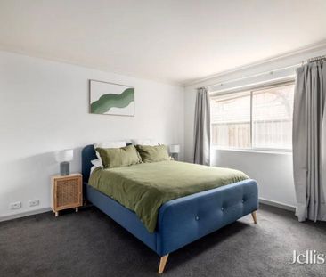 St Kilda East - Photo 5