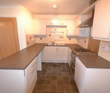 2 bedroom mews to rent - Photo 3