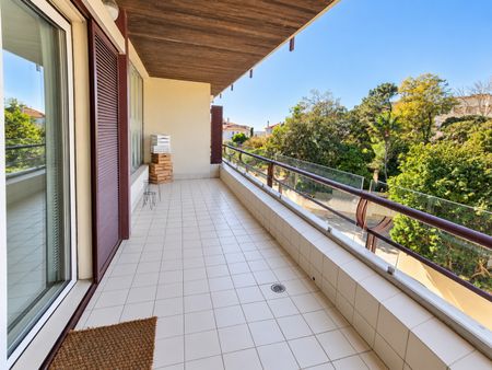 Apartamento Luminoso com Varandas em Condomínio com Piscina, a 250 m da Praia - Photo 3
