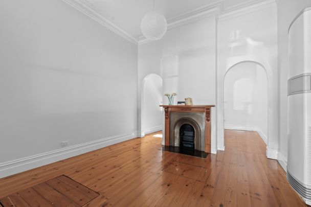 15 Durham Street, Albert Park VIC 3206 - House For Rent | Domain - Photo 1