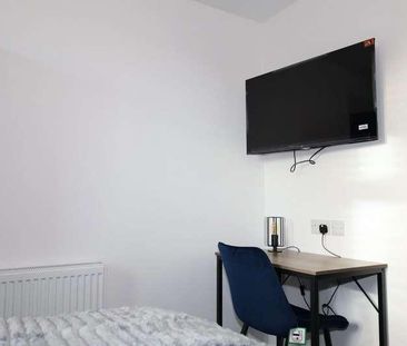Newly Refurbished Ensuite Room With Kitchenette, PE1 - Photo 3