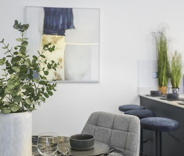 2 bedroom flat to rent - Photo 2