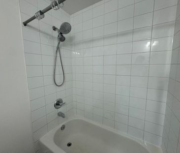 For Lease - 250 Sunny Meadow Boulevard Unit# 294, Brampton, Ontario - Photo 4