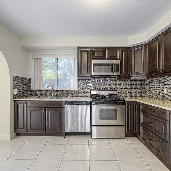 For Lease - 7881 Dufferin Street Unit# Main/Up, Vaughan, Ontario - Photo 1