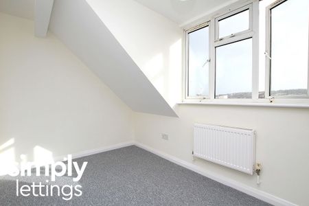 2 Bed property for rent - Photo 5