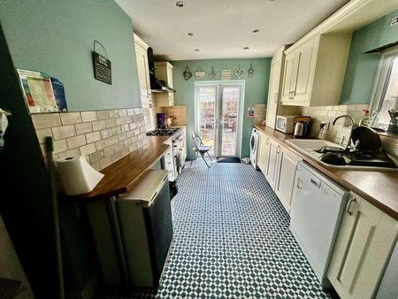 Lanfranc Road, BN14 - Photo 5