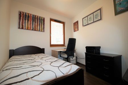 Pronájem bytu 5+kk • 150 m² bez realitkyU Hranic, Praha - Strašnice - Fotografie 4