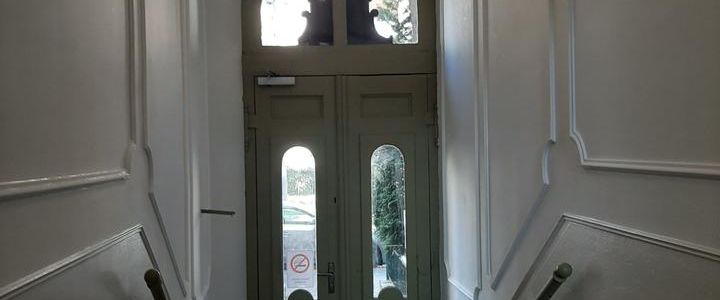 Südstadt! Südbalkon! Einbauküche! Tageslichtbad! Viel Licht! - Photo 1