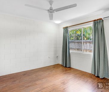 Low Set 2 Bed Unit in the Heart of Edge Hill - Photo 3