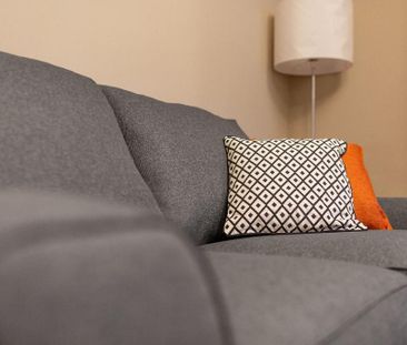 5 bedroom terraced house to rent - Photo 3