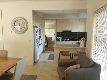 Wantirna South - Photo 4