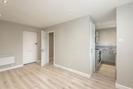 1 bedroom apartment to rent - Photo 3