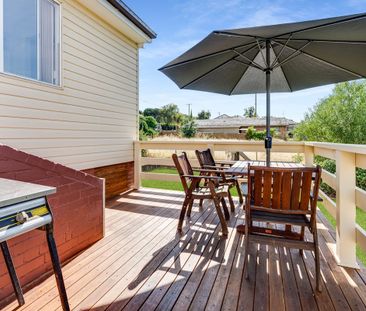 Conveniently Located 2-Bedroom Home - Photo 6