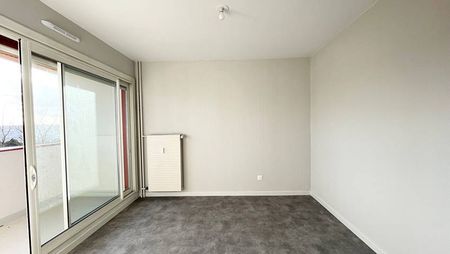 Appartement T4 rénové - Parc de Libremont - Photo 4