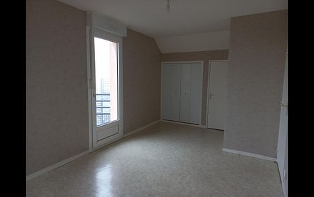 Location Maison 2 pièces 52 m² Pouligny-Notre-Dame - Photo 4