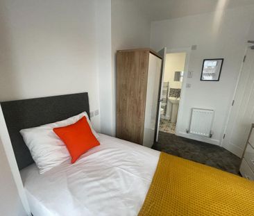 1 bedroom in a house share to rent - Photo 5