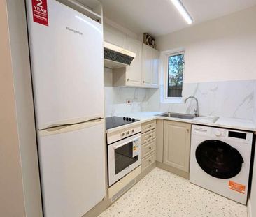 Dorset Mews, Finchley Central, N3 - Photo 6