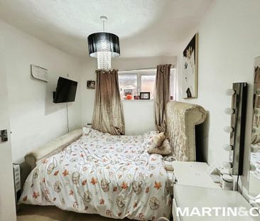 3 bedroom detached bungalow to rent - Photo 3